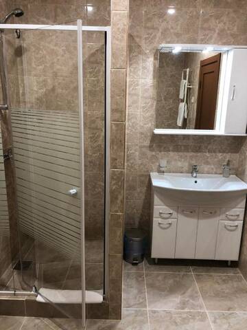 Фото номера Бюджетный одноместный номер Гостиница Atrium Kings Way г. Севастополь 3